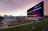 電子工学のデジタルLED掲示板の高い明るさの広告P8の屋外のフル カラーの導かれた表示パネル
