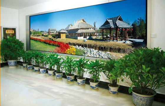 適用範囲が広い屋内フル カラーのLED表示、SMDの軽量P4によって導かれるカーテンの表示