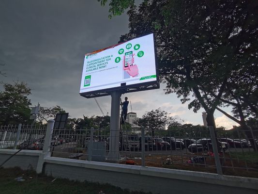 屋外 完全 p10 7000 亮度 広い視距離のカラーLEDディスプレイ 屋外看板デザイン