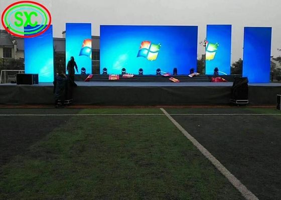 P2.5 吊り下げ型 SMD2121 LED ダイキャストアルミニウムスクリーン、2500nits の輝度、CE ROHS