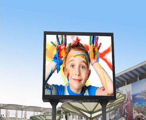 鉄製キャビネット P4 屋外LEDディスプレイ カスタムサイズ 768mmx 768mm キャビネット 1920Hz COB P0.9