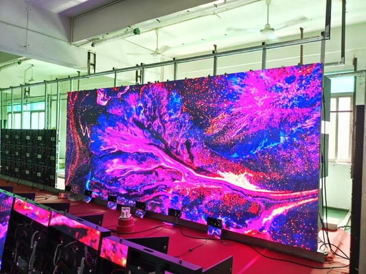 360000dots/m2の密度と1000CD/SQMの明るさでフィーンピッチのLEDディスプレイで比類のない視覚体験