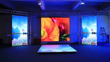 高解像度 室内・室外 P4.81 フルカラー LED ダンスフロア ファクター バーイベント