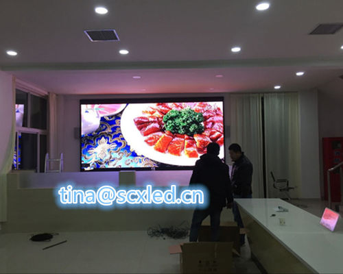 P2.5 フルカラー LED ビデオウォールパネル 160x160mm 屋内レンタルディスプレイ