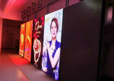 2500 Hz P10 屋外フルカラー 高解像度LEDディスプレイ 960mm X 960mm キャビネット