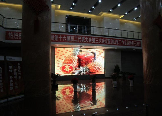 P6 SMD アウトドアLEDスクリーン 192x192mm モジュール DC5V 27778 ピクセル/m2