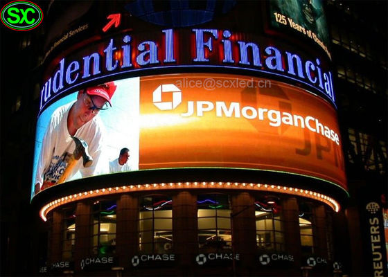 壁に取り付けられたデジタルP4 RGB LEDカーテンの表示防水曲げられたLEDの壁IP65