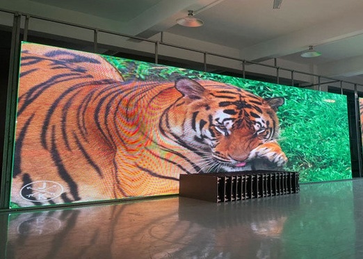 HDビデオ機能 P3.91 500*1000mm ステージレンタルパネルのための室内・屋外LEDディスプレイ画面