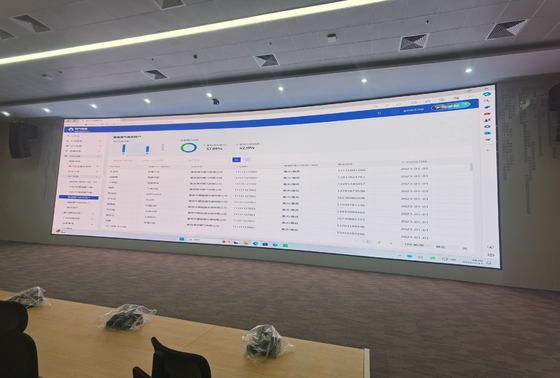 640x640mmアルミキャビネット3840HzハイリフレッシュキングライトSMD2020フルカラー屋内p2.5レンタルLEDディスプレイ