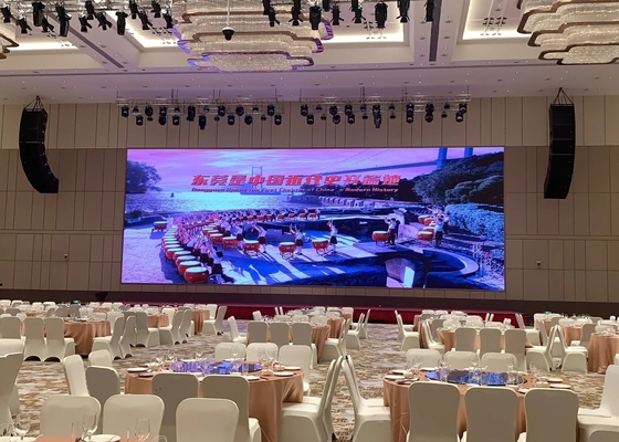 P4.81 電子LED掲示板 全色1/13 スキャン 高解像度 IP65 防水