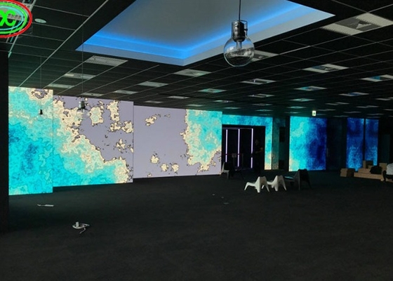 室内 超透明 小ピッチ P1.667 LED 掲示板 3840HZ リフレッシュレート SMD 1010 DC 5V