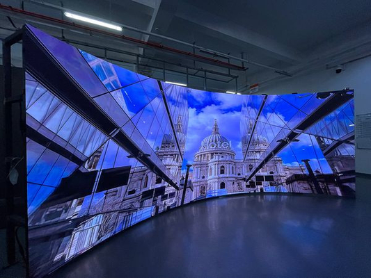 高明るさフルカラーLEDディスプレイパネル P2 640x640mm レンタ室内LED広告スクリーン 教会