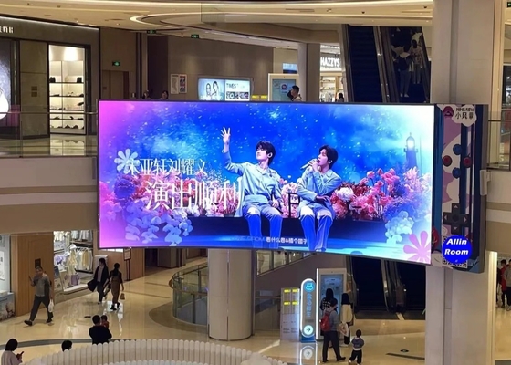 P2.6 大型屋外フルカラーLEDレンタルスクリーン 64*32ドットマトリックスモジュール解像度