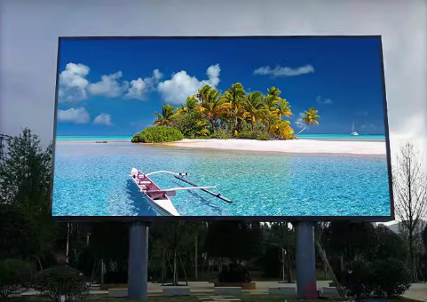 フルカラーLED Billboard P8 屋外スクリーン IP65 超透明鉄キャビネット素材