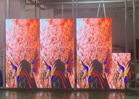 P4.81 解像度 HD LEDディスプレイのレンタル 250*250 モールと街