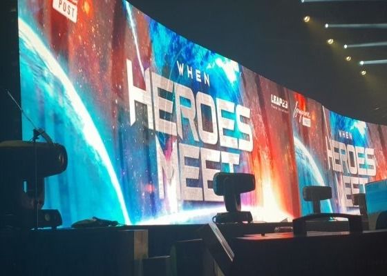 ステージウェディングホール用のインダース・フィーンピッチ超薄型SMD P2フルカラーLEDディスプレイスクリーン