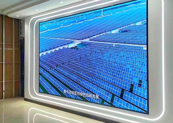 折りたたむスタンド付きのポータブル超薄型室内P3.91 LEDポスターディスプレイ