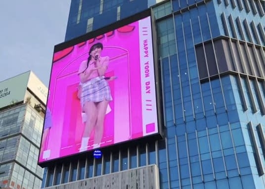 P10 SMD広告 LEDディスプレイ画面,HDフルカラー 屋外防水レンタル 鋳型アルミ