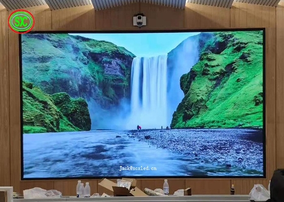 屋外防水 RGB LEDディスプレイ 柔軟な画面 P4.81 カーブド 高解像度