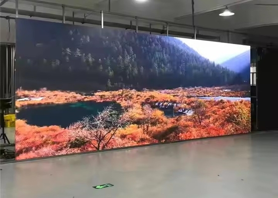 カーブスクリーン 室内 1/16 スキャンモード 32x32 ドット P6 LED Ultra HD ディスプレイ