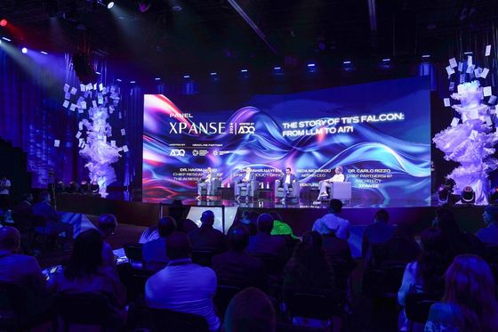 カスタム固定屋内ステージSMD LEDレンタル、2500nits輝度屋内フルカラーLEDディスプレイ