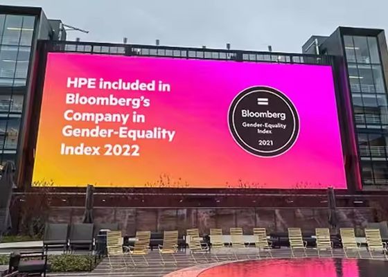 SMD3535 型鋳造箱/レンタル LED ディスプレイ P3.91 屋外 高明るさ 防水 500*1000mm 大画面