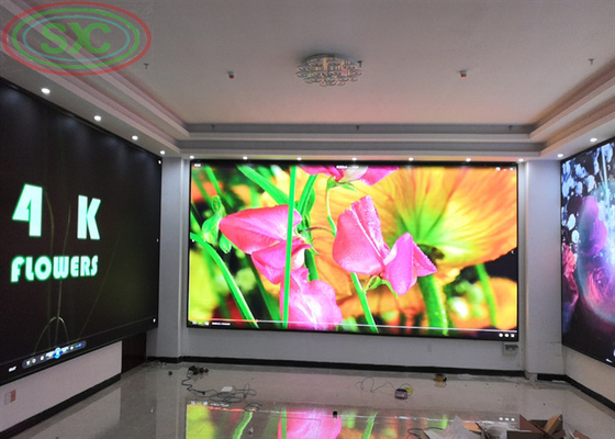 HD 4K 500*500mm レンタル LED ディスプレイ 2500cd/m2 高画素密度のSMD LEDスクリーン