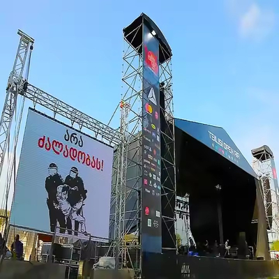 ショッピングモール レンタル スクリーン 懸垂 LED ステージ 背景 P2 HD 128*64 解像度
