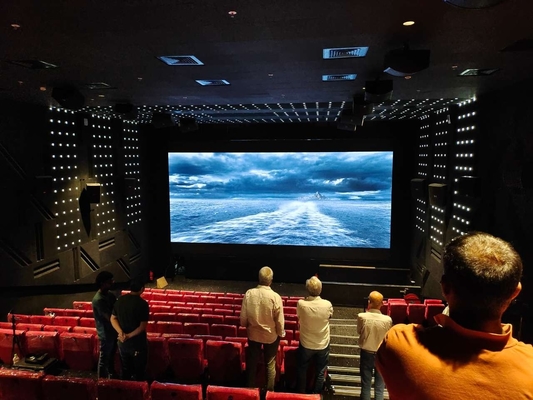室内フルカラーLEDディスプレイ P4 HD カーブビデオウォール 62500/m2 RGB 1 24ヶ月で3 カスタマイズされたデザインと競争力