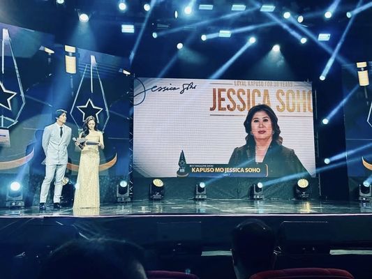 P4 屋内アルミニウムパネル HD 防水 SMD LED スクリーン ビルボード 1R1G1B レンタル LED ビデオウォールスクリーン