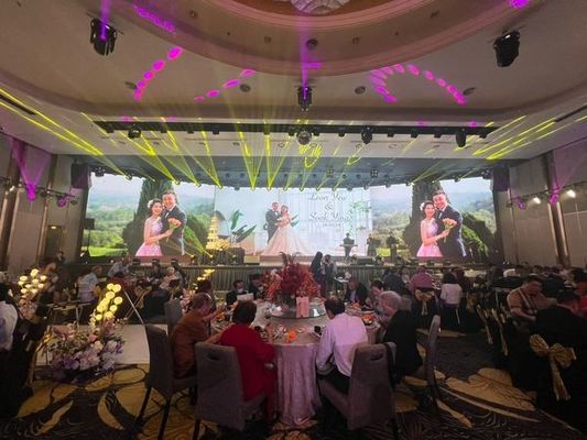 レンタル 掲示板 LEDディスプレイ ショッピングモール 屋外デジタル大広告