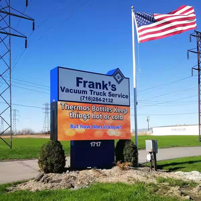 P10 SMD3535 屋外LED広告画面 10mmピッチ IP67 防水