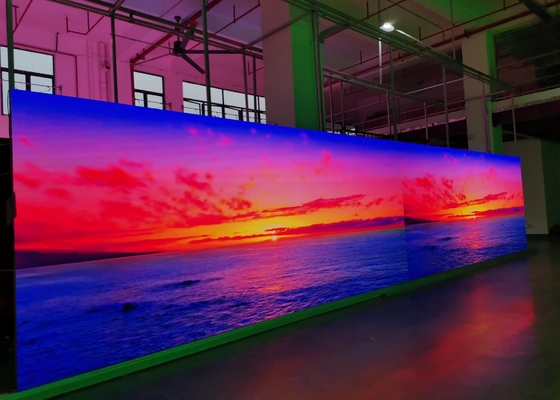 ダイカストアルミニウムスクリーン 屋外防水LEDディスプレイ 320*160MM P4 室内LED映画スクリーン