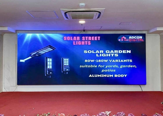 フルカラー室内LEDLCDボード 84*84dots モジュール解像度 ナショナルスターSMD 2121 LEDパッケージ室内広告イベント