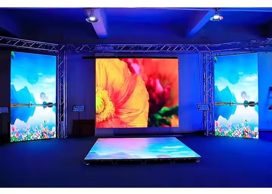 4×50m ビュー ディスタンス LED レンタル スクリーン 最適な性能のためにミーンウェルによって動力