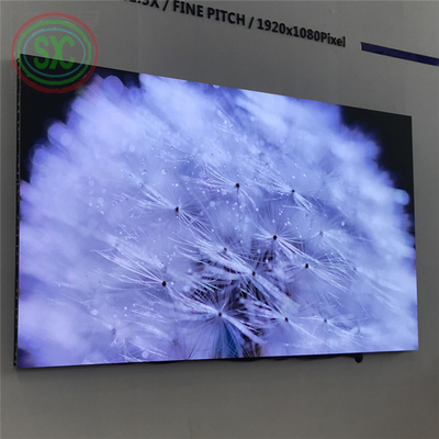 高明るさスコア LED Billboard DC5V 作業電圧と7000nits 優れたパフォーマンスのための明るさ