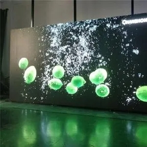 CE/ROHS/FCC標準の細角点LEDディスプレイでSMD2121と640000dots/m2を表示する密度