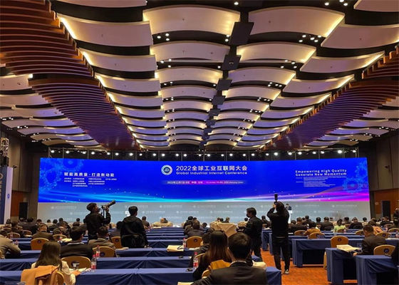 簡単に組み立てて外す P3.91 LEDディスプレイ 500*500mm