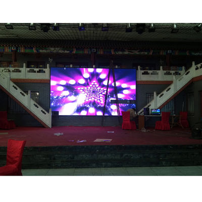 広告用高性能P2.5フルカラーLEDディスプレイ、64*64ドットモジュール解像度、3m最小視距離