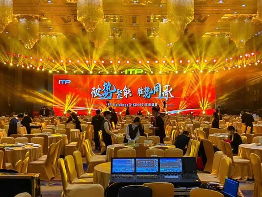 ステージ LED スクリーン 高解像度と明るさを提供し,モジュール式設計で,屋外イベントの際の設置と輸送