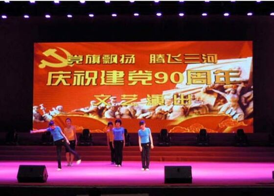 高画質 P2 屋内LEDスクリーンビデオウォール 3840Hzリフレッシュレート フロントサービス