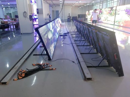 お買い得 競技場アルミニウム周囲の競技場が表示/屋外広告を導いた柔らかいマスクが付いているスクリーンを導いたP10 960X960mmをLED表示 オンライン