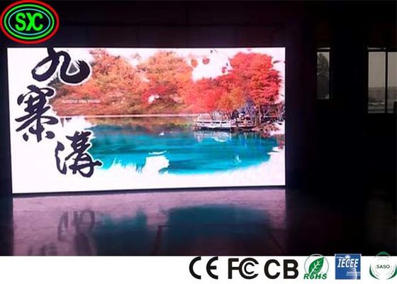 大型柔軟 111111 ピクセル/M2 1300 明るさ/M2 P3 室内フルカラーLEDディスプレイ