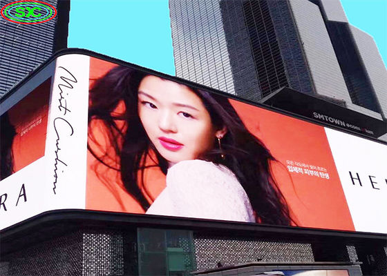 P10 屋外 LED 広告スクリーン 10mm ピクセルピッチ IP65 防水