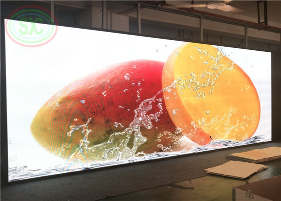 P2.5 屋外広告 フルカラー RGB LED ダイカスティング アルミスクリーン 商業用 640x640 mm