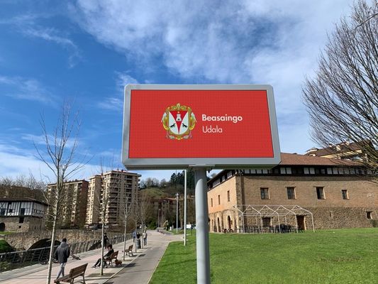 P10 屋外 LED ビルボード 50000cd/㎡ 輝度 IP65 防水