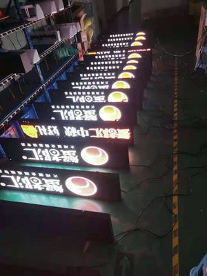3 年間の保証付き バス車用の P5 外部ビデオ LED ディスプレイスクリーン