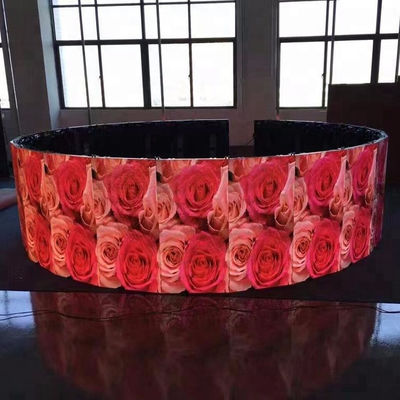 3.91mm ピクセルピッチ 360度シリンダーLEDディスプレイ