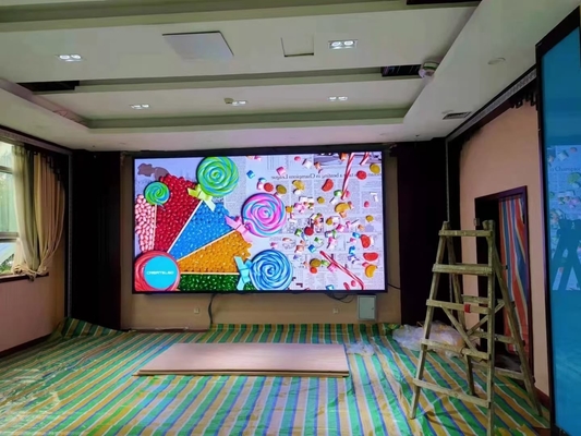 レンタル段階の背景幕のビデオ・ディスプレイを広告するためのLEDスクリーン表示P3屋内LED掲示板
