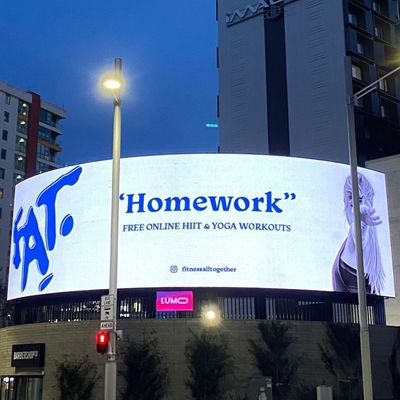 P10 ip65の防水後部サービス開いたキャビネットp10の屋外のフル カラーの導かれたスクリーン表示はadvertiのためのパネル320* 160mmを導いた